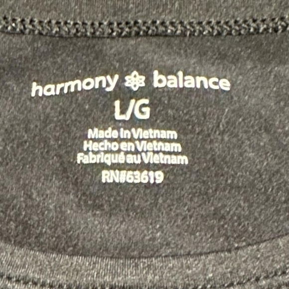 Harmony and Balance Boxy Cropped Black Long Sleeve Activewear Workout Top Sz. Lg - Picture 2 of 4